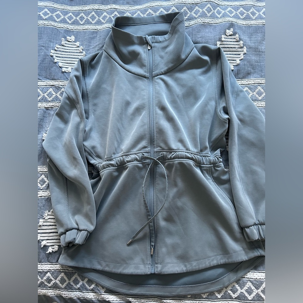 Lululemon Softstreme Cinch-Waist Full-Zip Jacket size 6